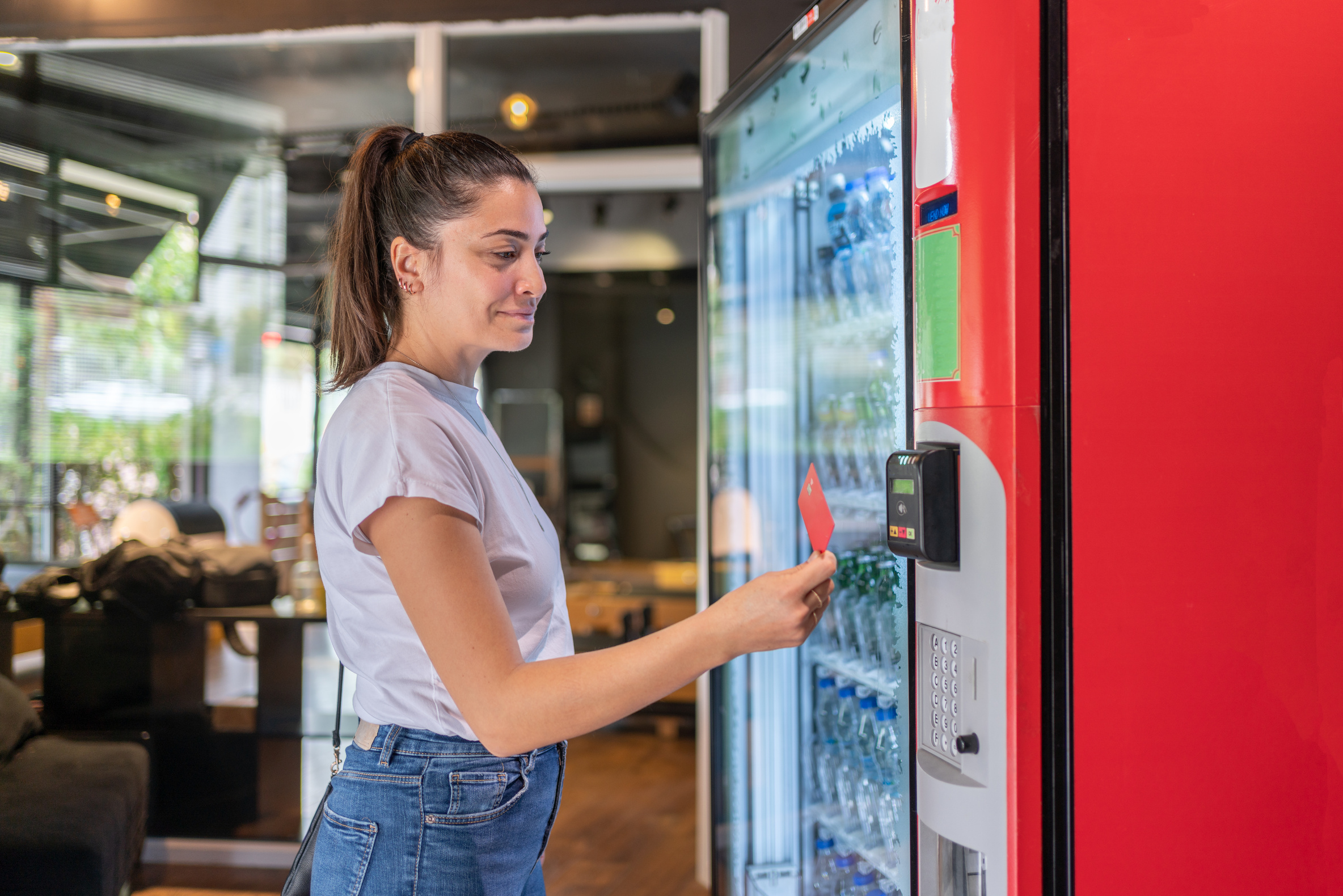 Contactless Payment On Vending Machine